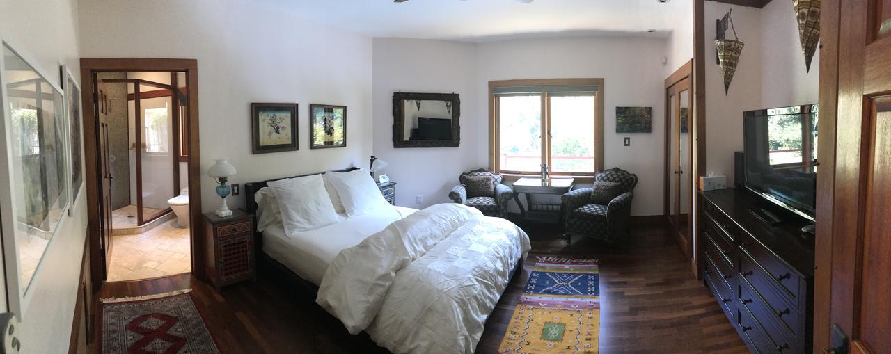 East Hampton Art House Bed And Breakfast Exteriér fotografie